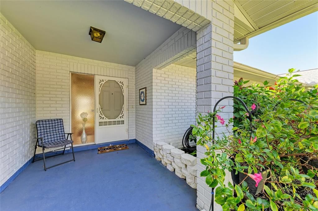 For Sale: $349,000 (2 beds, 2 baths, 2228 Square Feet)