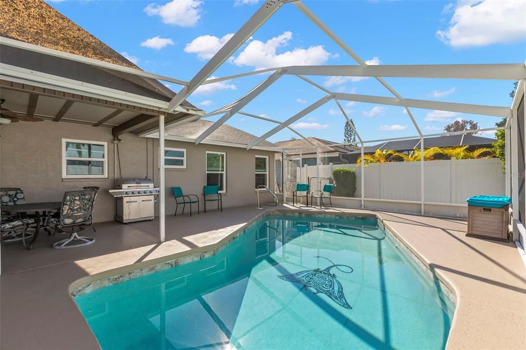 Activo con contrato: $274,900 (2 camas, 2 baños, 1093 Pies cuadrados)