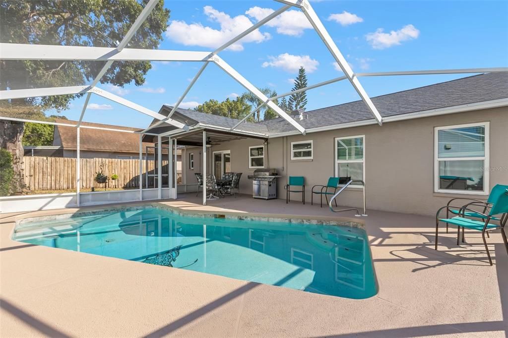 Activo con contrato: $274,900 (2 camas, 2 baños, 1093 Pies cuadrados)