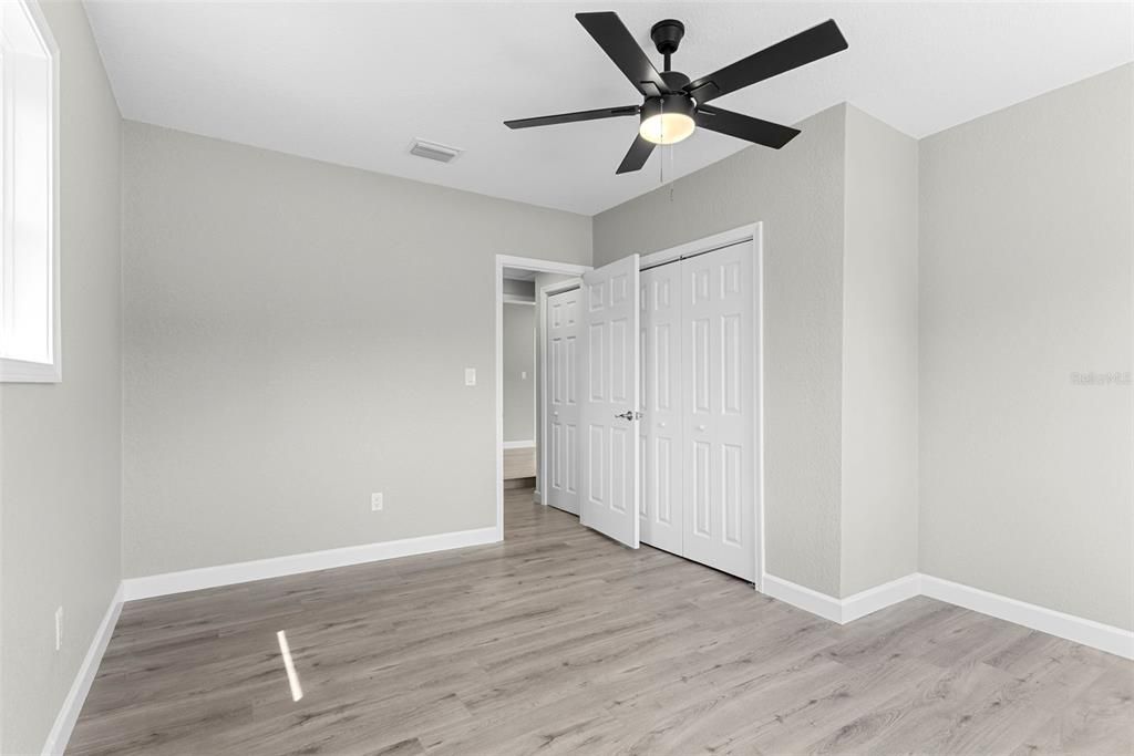 На продажу: $359,000 (3 спален, 1 ванн, 1308 Квадратных фут)