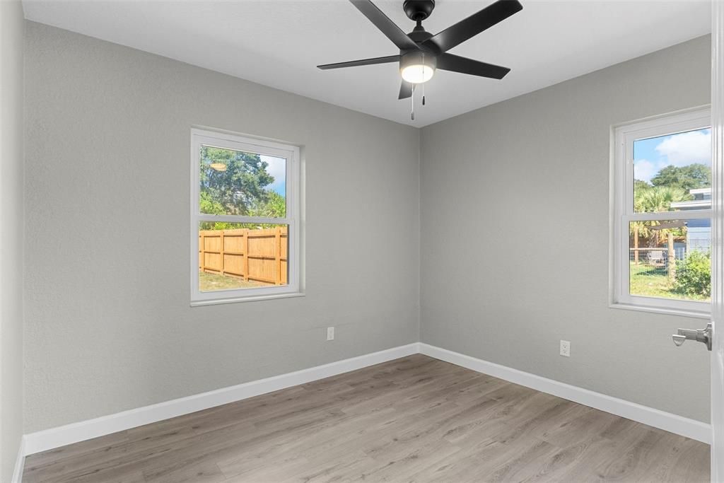 На продажу: $359,000 (3 спален, 1 ванн, 1308 Квадратных фут)