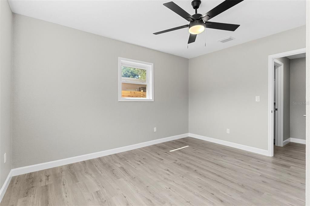 На продажу: $359,000 (3 спален, 1 ванн, 1308 Квадратных фут)