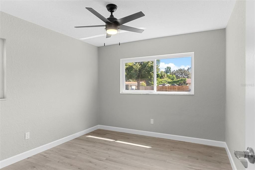 На продажу: $359,000 (3 спален, 1 ванн, 1308 Квадратных фут)