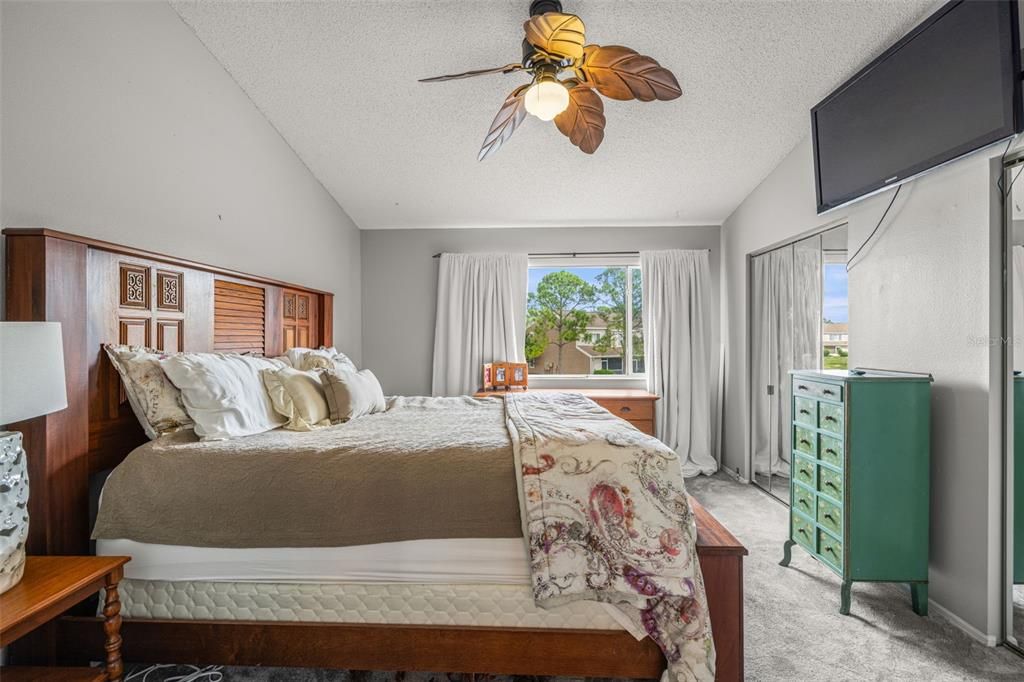 待售: $214,700 (2 贝兹, 2 浴室, 1184 平方英尺)