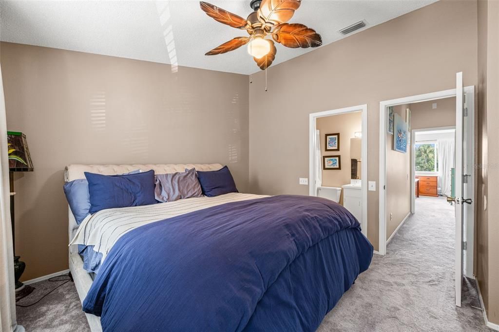 待售: $214,700 (2 贝兹, 2 浴室, 1184 平方英尺)