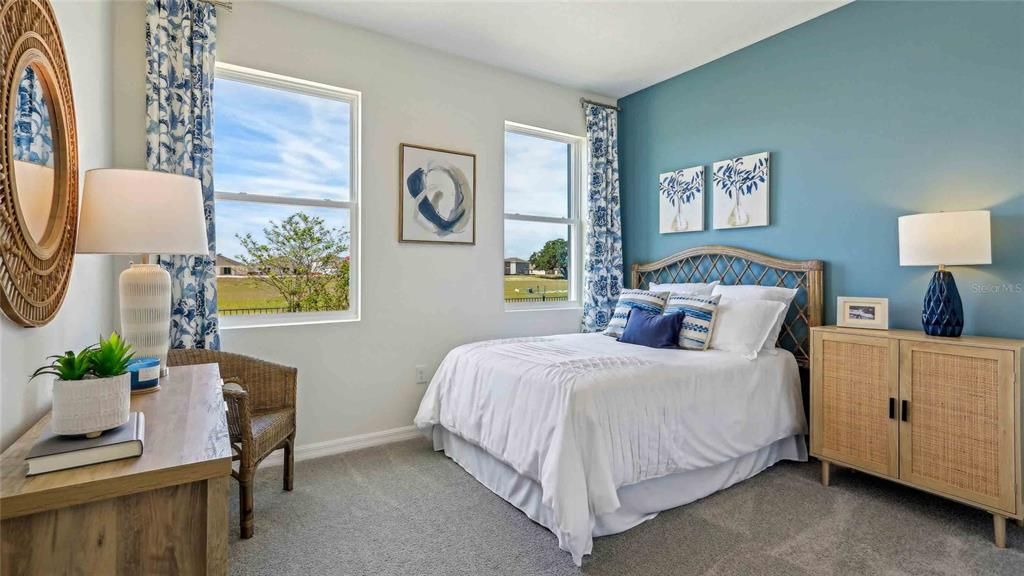 合同活跃: $347,990 (4 贝兹, 2 浴室, 2034 平方英尺)