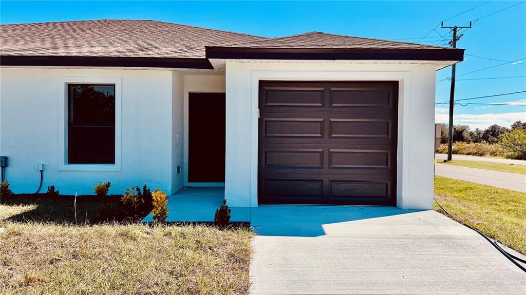 待售: $515,000 (6 贝兹, 0 浴室, 2200 平方英尺)