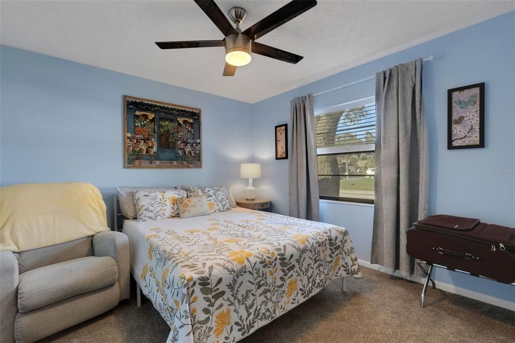 For Sale: $415,000 (3 beds, 2 baths, 1868 Square Feet)