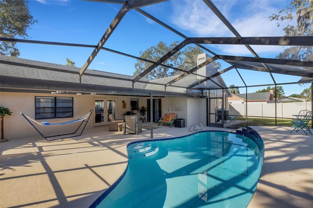 For Sale: $415,000 (3 beds, 2 baths, 1868 Square Feet)