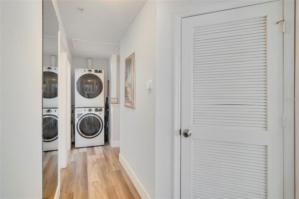 For Sale: $325,000 (4 beds, 3 baths, 1470 Square Feet)