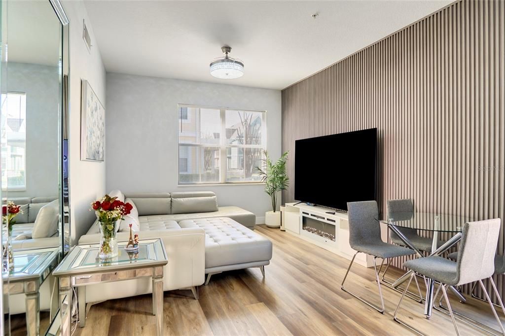 For Sale: $325,000 (4 beds, 3 baths, 1470 Square Feet)