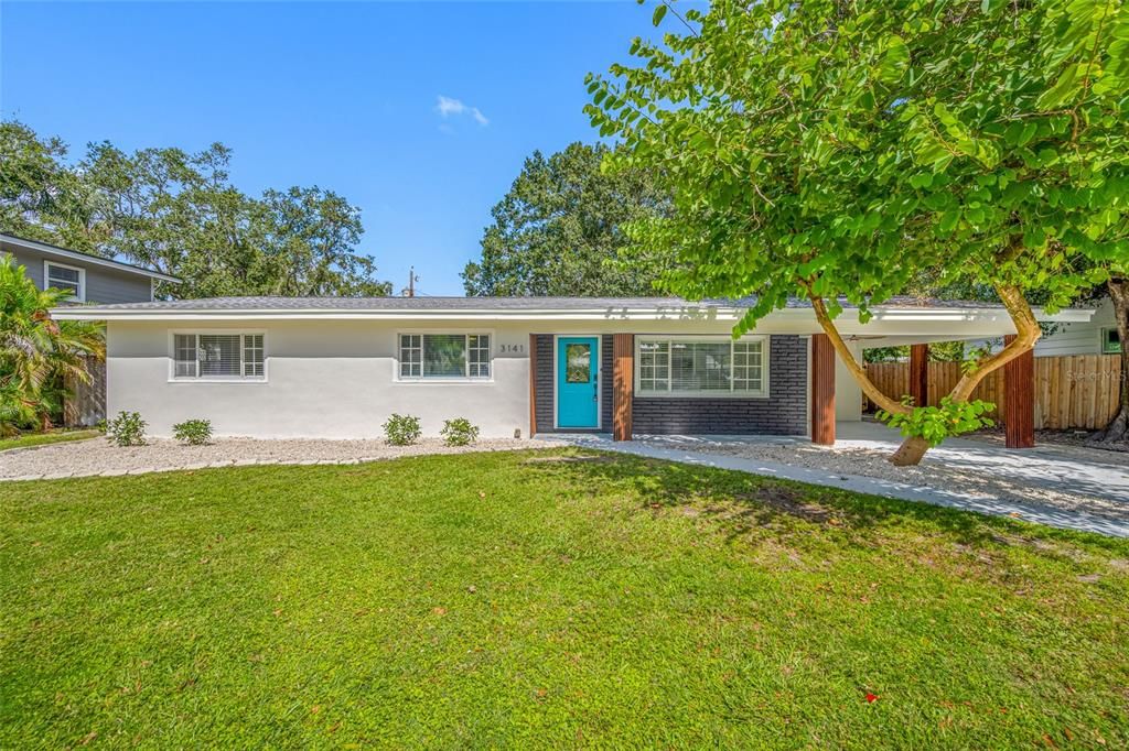 For Sale: $475,500 (3 beds, 2 baths, 1638 Square Feet)