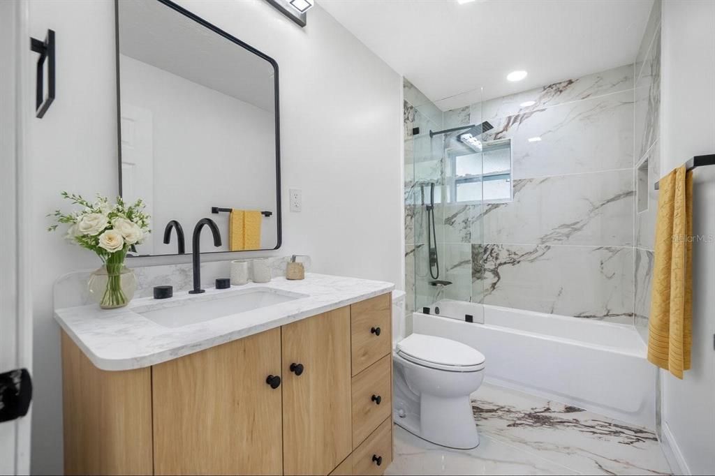 For Sale: $475,500 (3 beds, 2 baths, 1638 Square Feet)