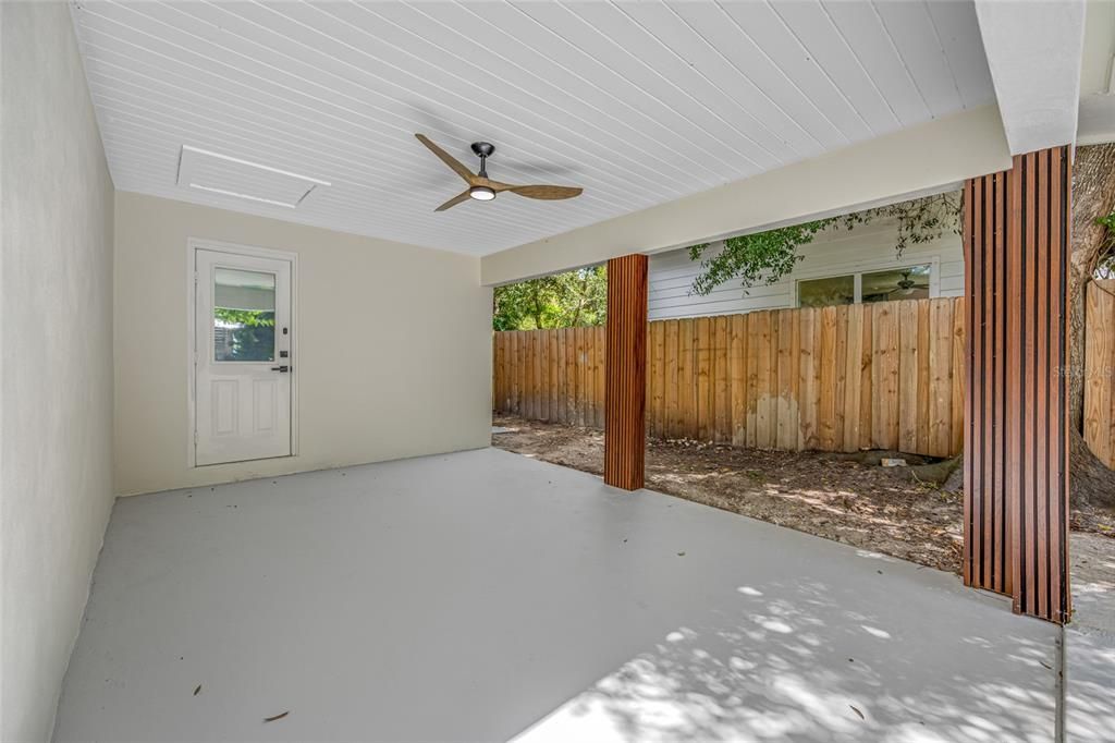 For Sale: $475,500 (3 beds, 2 baths, 1638 Square Feet)