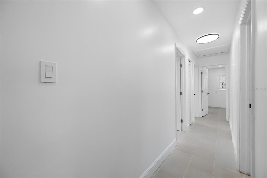 For Sale: $475,500 (3 beds, 2 baths, 1638 Square Feet)