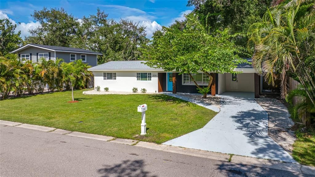 For Sale: $475,500 (3 beds, 2 baths, 1638 Square Feet)