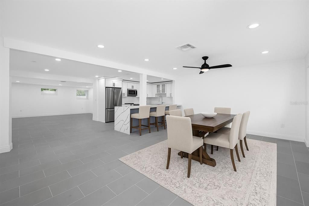 For Sale: $475,500 (3 beds, 2 baths, 1638 Square Feet)