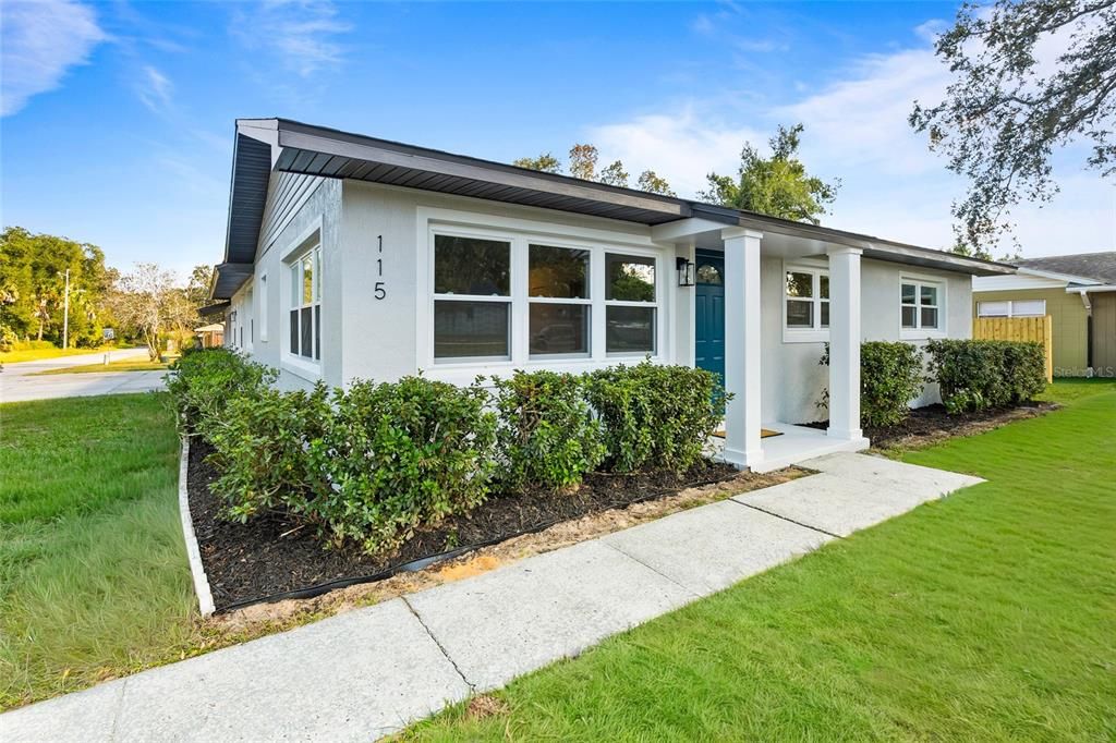 For Sale: $359,000 (3 beds, 2 baths, 1868 Square Feet)