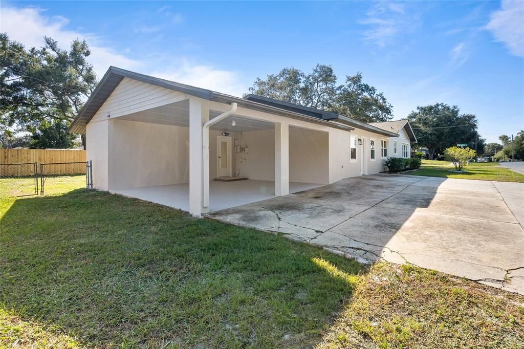 For Sale: $359,000 (3 beds, 2 baths, 1868 Square Feet)