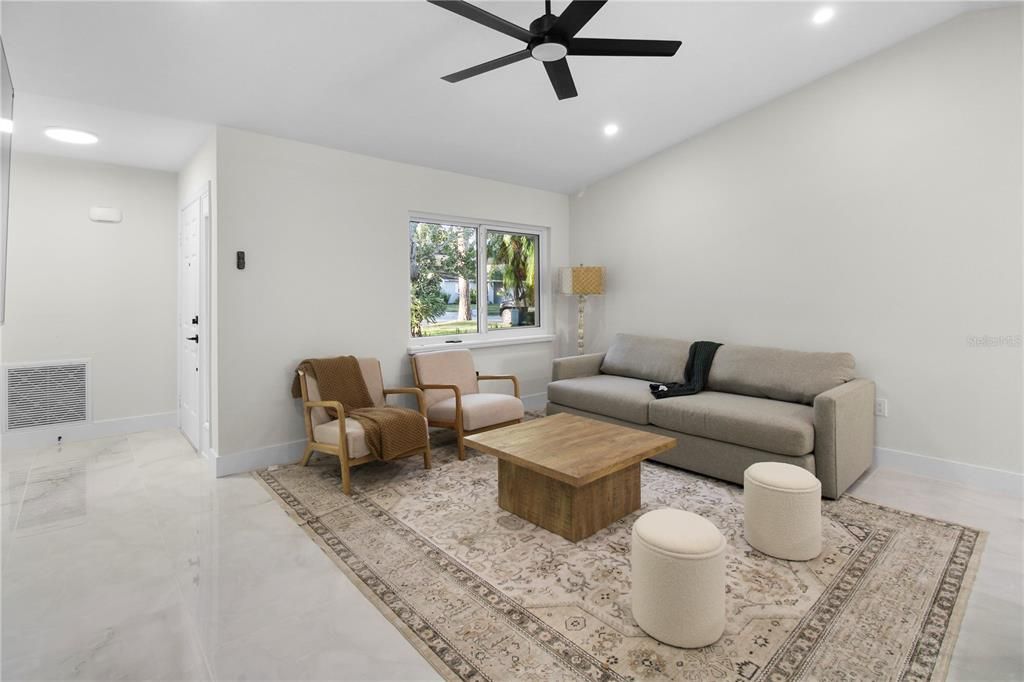 For Sale: $525,000 (3 beds, 2 baths, 1408 Square Feet)