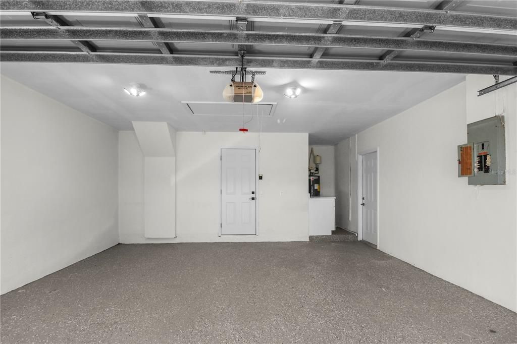 For Sale: $525,000 (3 beds, 2 baths, 1408 Square Feet)