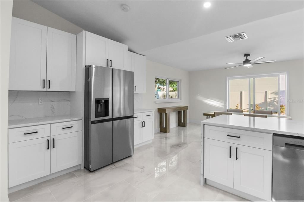 For Sale: $525,000 (3 beds, 2 baths, 1408 Square Feet)