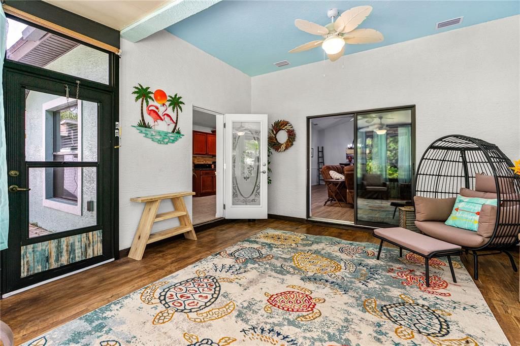 На продажу: $394,900 (3 спален, 2 ванн, 2077 Квадратных фут)