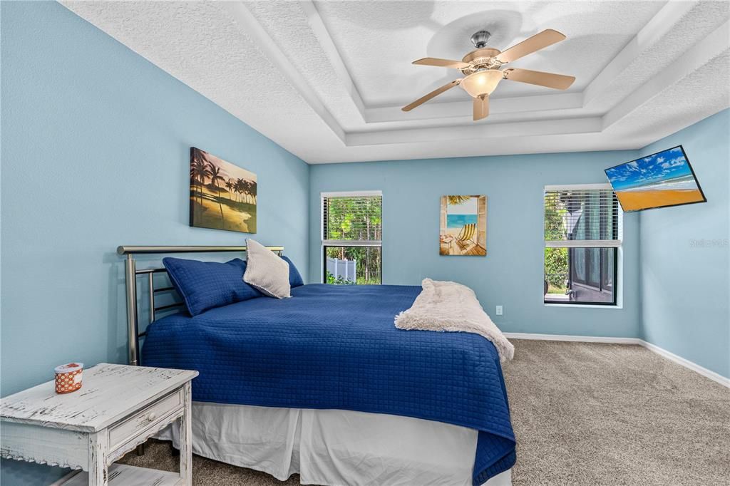 На продажу: $394,900 (3 спален, 2 ванн, 2077 Квадратных фут)