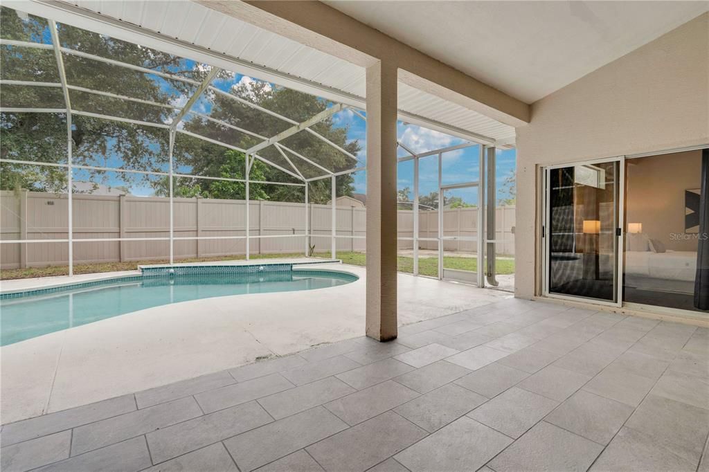 Active With Contract: $400,000 (4 beds, 3 baths, 1973 Square Feet)