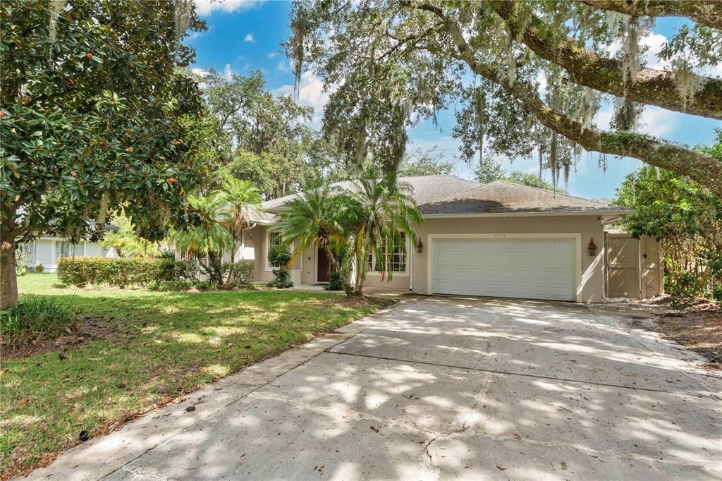 Active With Contract: $400,000 (4 beds, 3 baths, 1973 Square Feet)