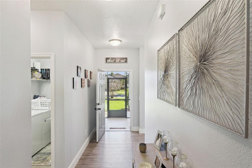 На продажу: $385,000 (3 спален, 2 ванн, 1679 Квадратных фут)