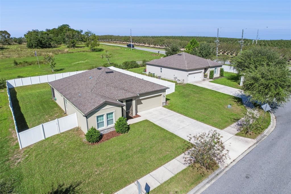 На продажу: $385,000 (3 спален, 2 ванн, 1679 Квадратных фут)