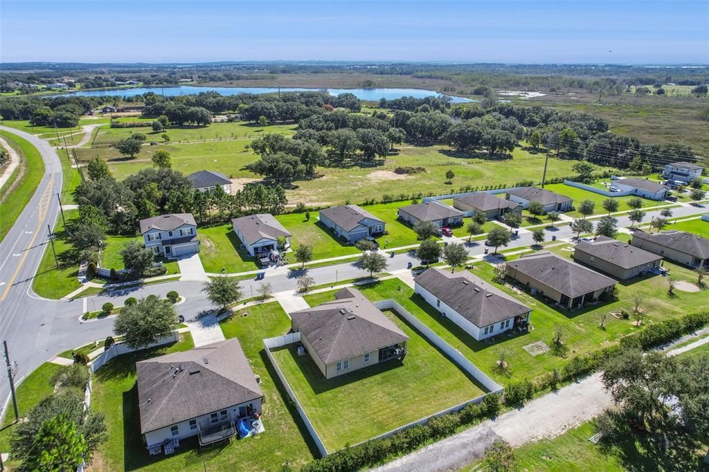 На продажу: $385,000 (3 спален, 2 ванн, 1679 Квадратных фут)