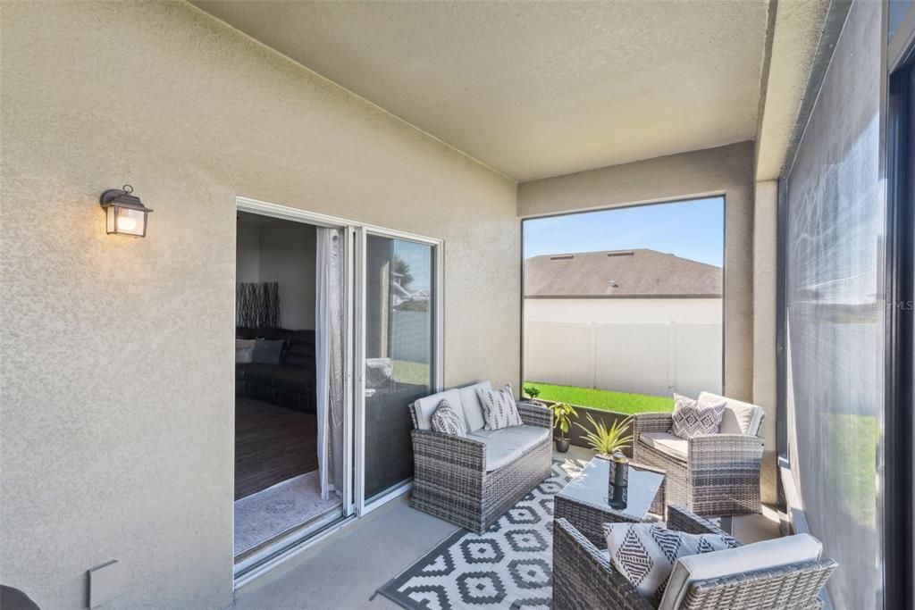 На продажу: $385,000 (3 спален, 2 ванн, 1679 Квадратных фут)