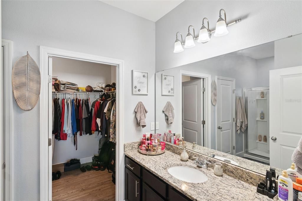 На продажу: $385,000 (3 спален, 2 ванн, 1679 Квадратных фут)