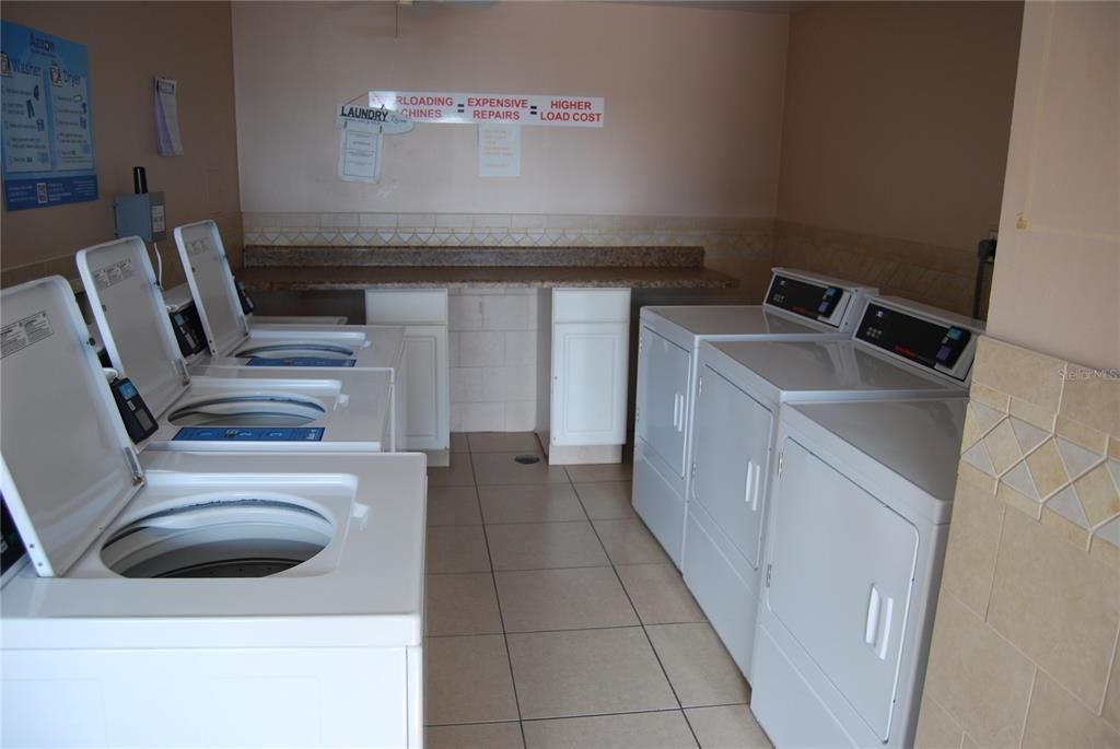 For Sale: $149,000 (2 beds, 1 baths, 1200 Square Feet)