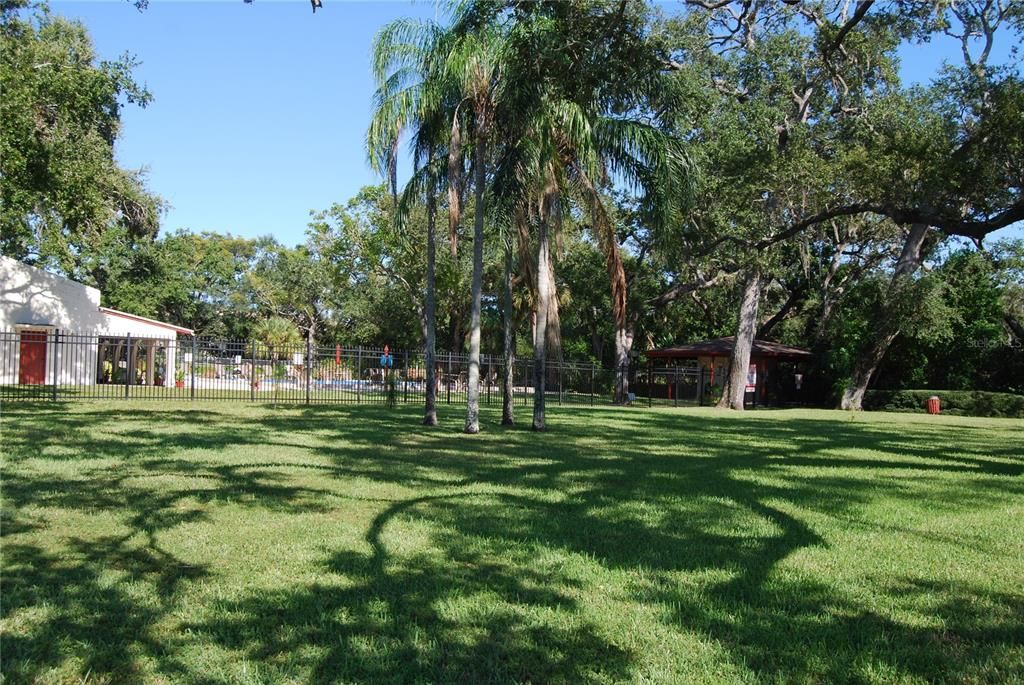 For Sale: $149,000 (2 beds, 1 baths, 1200 Square Feet)