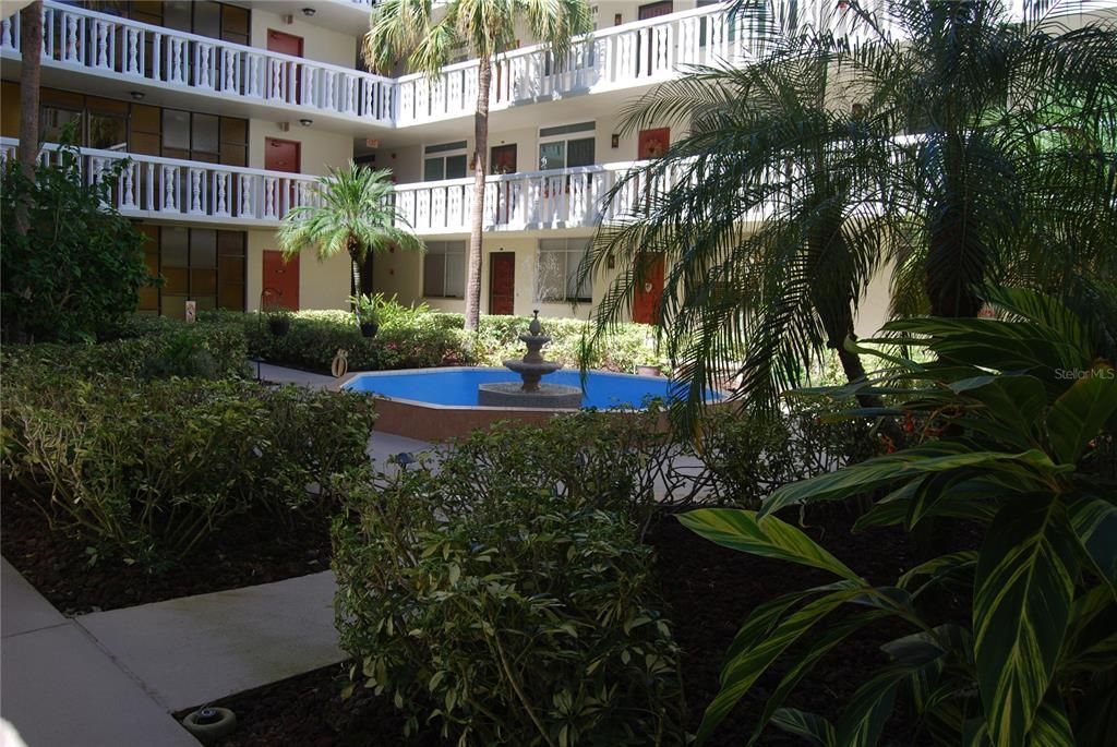 For Sale: $149,000 (2 beds, 1 baths, 1200 Square Feet)