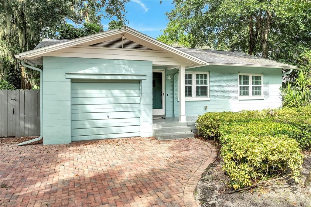 For Rent: $3,225 (3 beds, 2 baths, 1436 Square Feet)