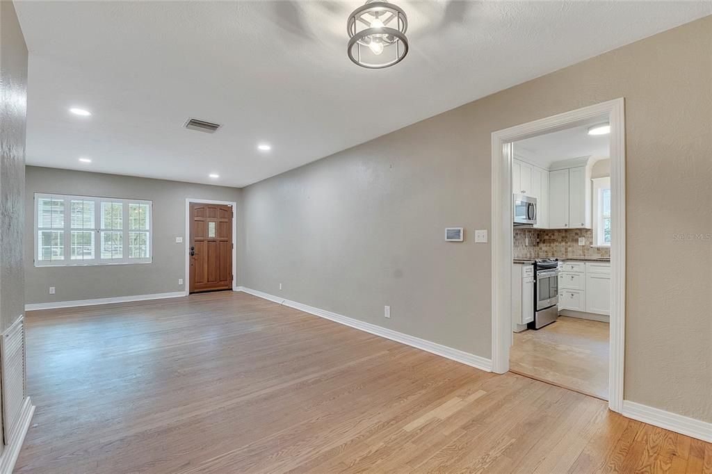 For Rent: $3,225 (3 beds, 2 baths, 1436 Square Feet)