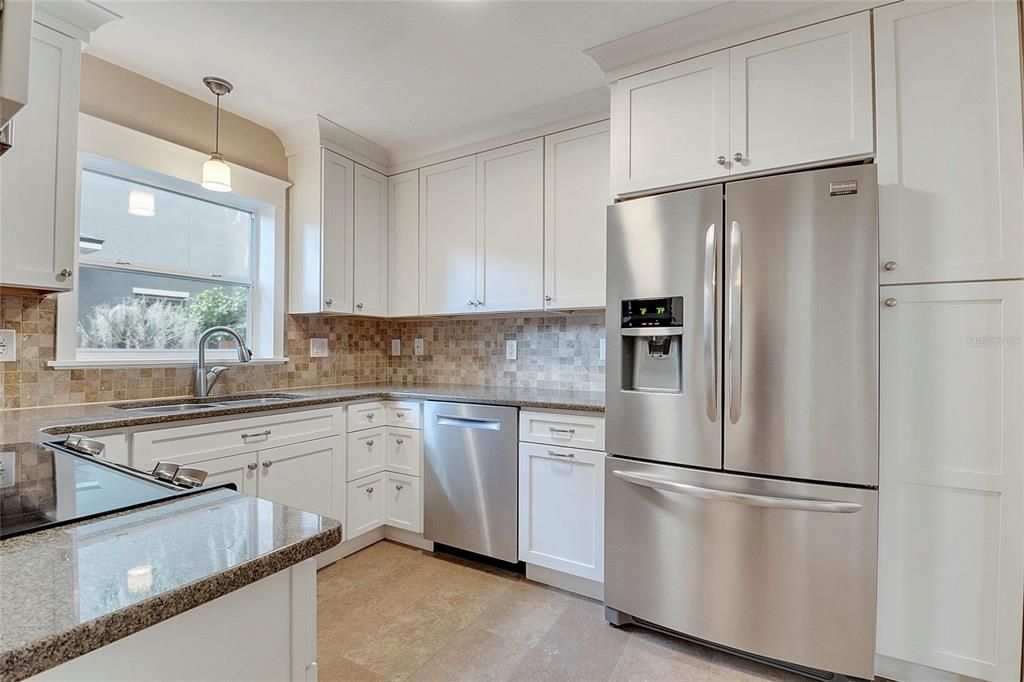 For Rent: $3,225 (3 beds, 2 baths, 1436 Square Feet)