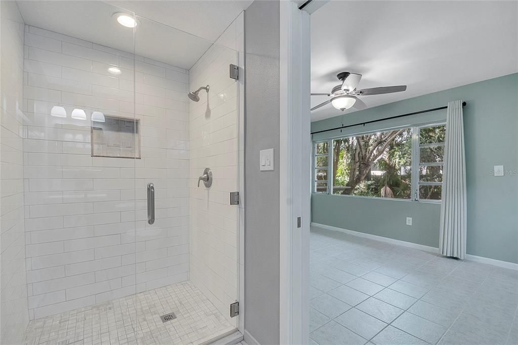 For Rent: $3,225 (3 beds, 2 baths, 1436 Square Feet)