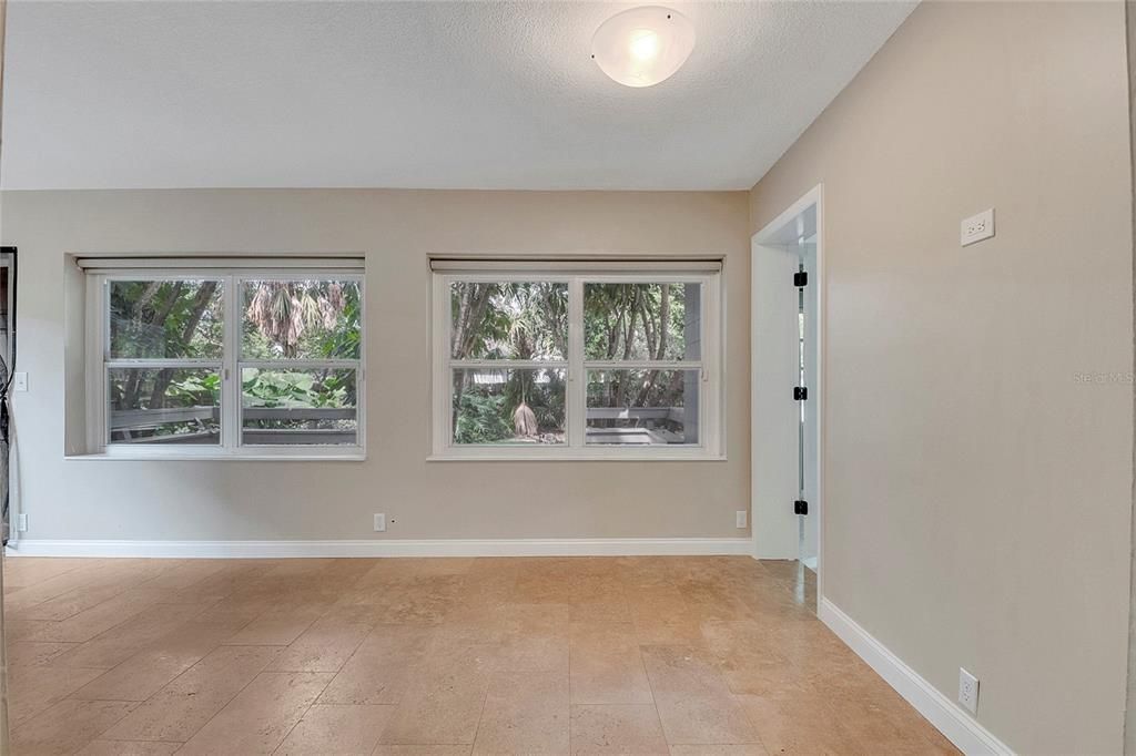 For Rent: $3,225 (3 beds, 2 baths, 1436 Square Feet)