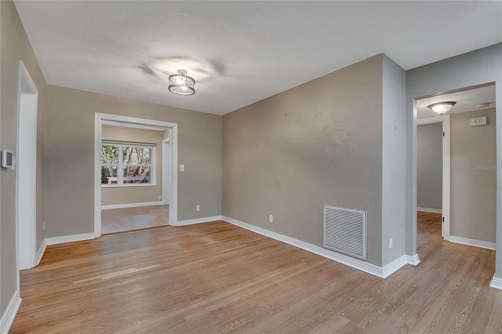 For Rent: $3,225 (3 beds, 2 baths, 1436 Square Feet)