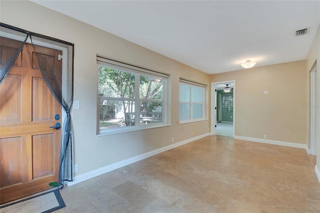 For Rent: $3,225 (3 beds, 2 baths, 1436 Square Feet)