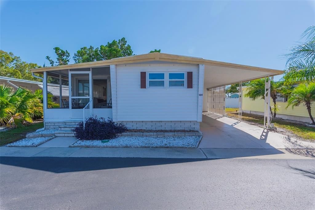 На продажу: $115,000 (2 спален, 1 ванн, 672 Квадратных фут)