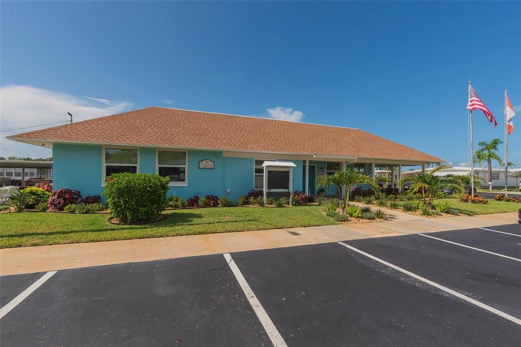 На продажу: $115,000 (2 спален, 1 ванн, 672 Квадратных фут)