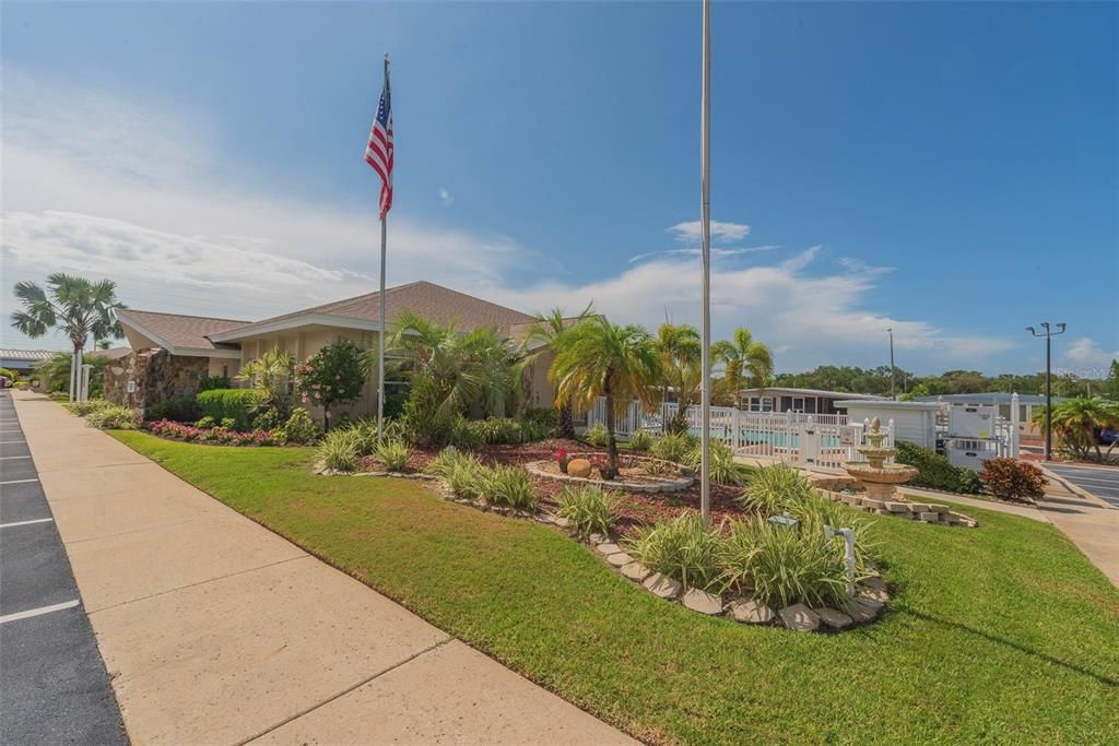 На продажу: $115,000 (2 спален, 1 ванн, 672 Квадратных фут)