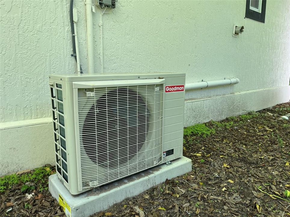 待售: $219,900 (3 贝兹, 2 浴室, 1120 平方英尺)