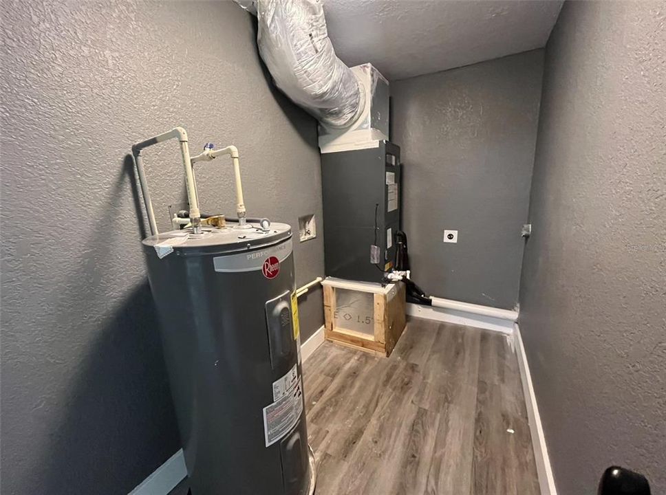 待售: $219,900 (3 贝兹, 2 浴室, 1120 平方英尺)